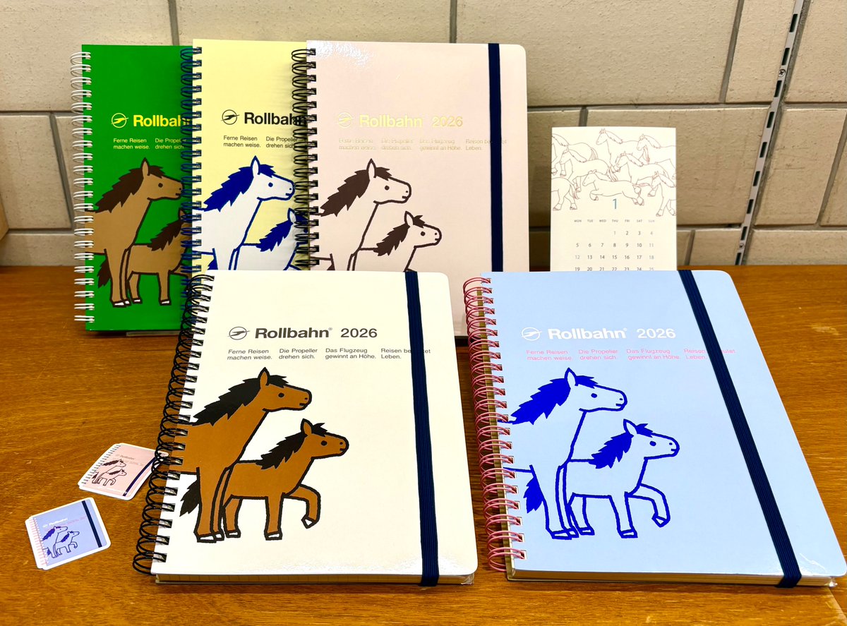 ・ロルバーンダイアリー ポニー A5

少量ですが在庫があります。 
※クリーム、ライトブルー(写真2枚目、手前の2冊)は店頭に出ている限りです。 
お探しの方は、お早めに店舗へご来店ください。  
#ロルバーンダイアリー見つけ隊2025
#ロルバーンダイアリーみつけ隊2025