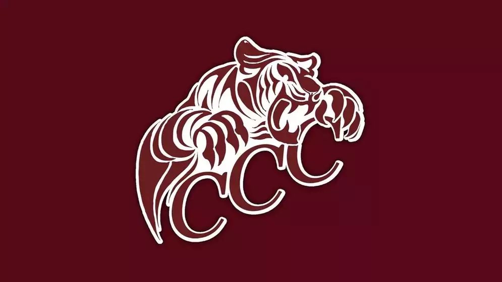 #AGTG After a great conversation with <a href="/TonorrisBII/">Tonorris Brookins II</a> I blessed to receive an offer from Coahoma🐅!
<a href="/CRStubblefield/">Cody Stubblefield</a> <a href="/MacCorleone74/">Rion (Ree-un) Young</a> <a href="/oc7888/">Larry Williams Head Football Coach Coahoma CC</a>