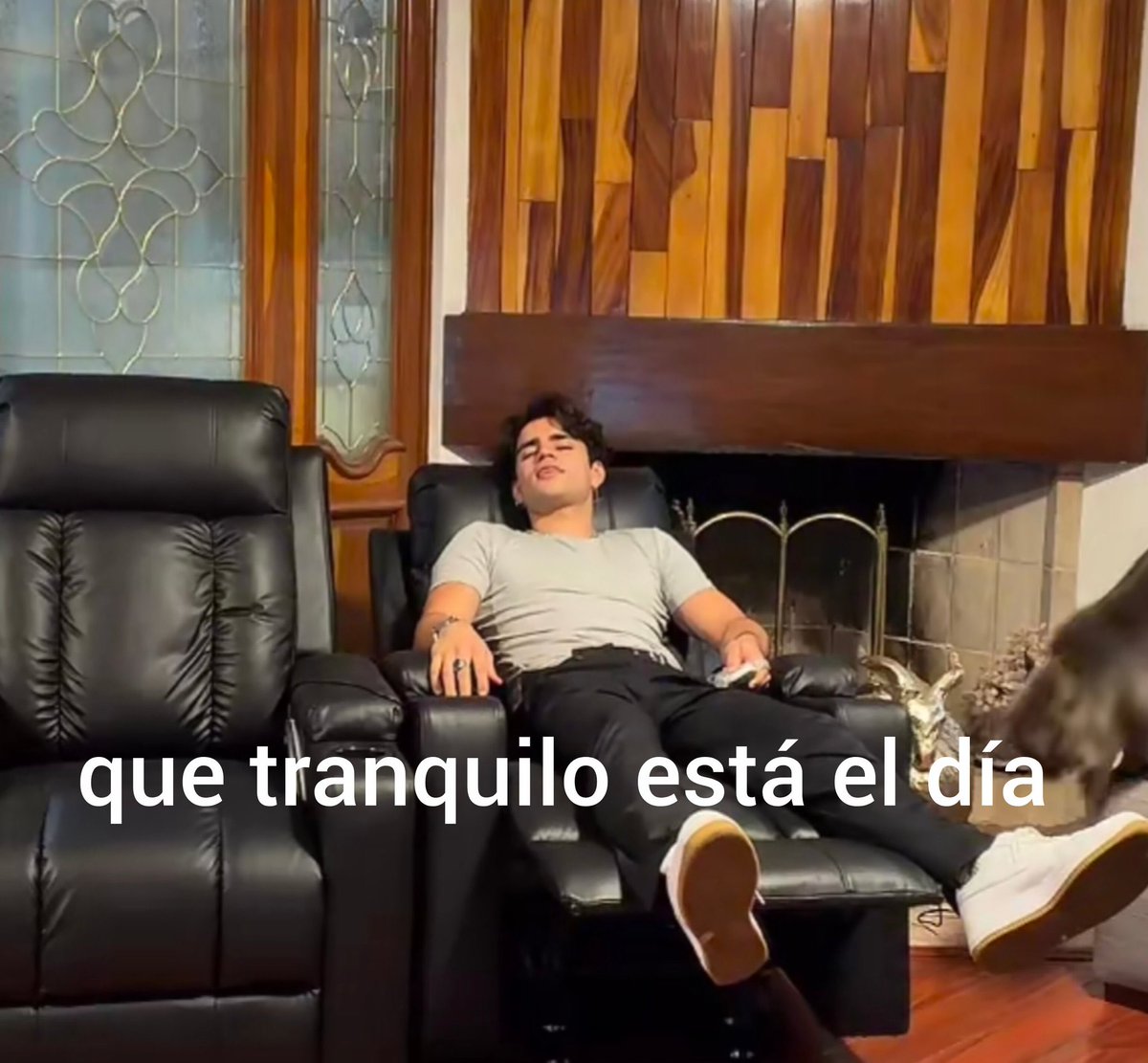 Diana40469659's tweet image. Asi se siente ser Mercurials ,siendo el terror de muchos
Votemos y sigamos con la tendencia  

AARON NO TE VAMOS A SOLTAR