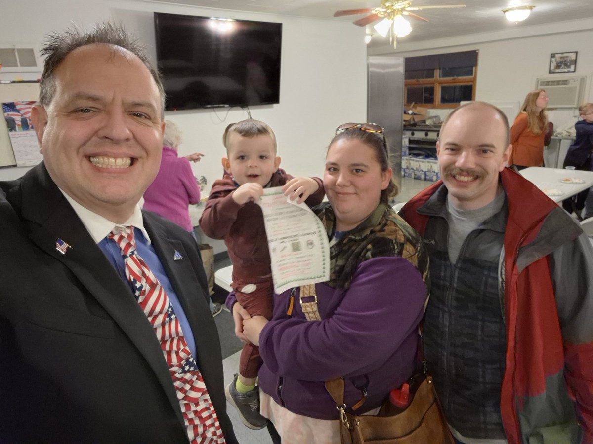 It's always an honor to host the Thank You Dinner for Town of Verona Veterans! Thanks to the CNY Veterans Outreach Center for attending. Thanks to <a href="/SenGriffo/">Joseph A. Griffo</a> for attending. Last but certainly not least, thanks to my family and friends for helping with dinner and desserts! 🇺🇸