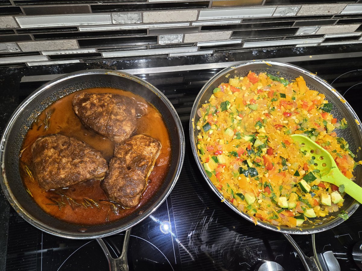 calmcorner's tweet image. Per my children&apos;s request, I channeled @GordonRamsay on this pork and succotash dish. #nextlevelkitchen