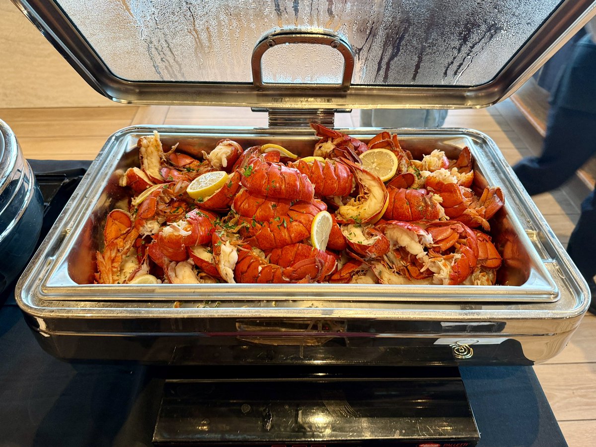 SoCal360's tweet photo. Dined at “Jamul 23” a brand new premium buffet at Jamul Casino in San Diego. They serve all you can eat lobster and king crab daily for $80 per person for dinner. Brunch is $60 which also includes AYCE lobster too. 🦞🦀 https://t.co/5woisY18u2