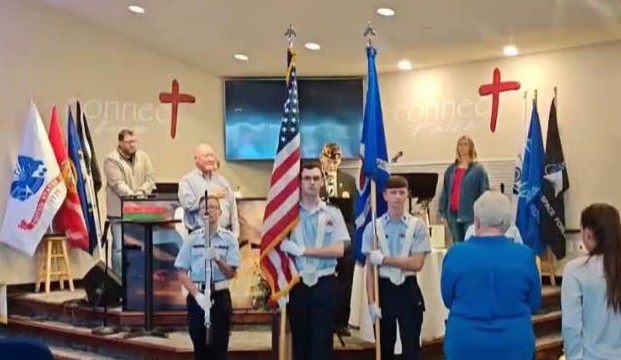 mocapnews's tweet image. Members of Missouri Wing&apos;s Platte Valley Composite Squadron presented the Colors at a Veterans Day observation service at the First Christian Church of Kearney in Kearney, MO. #civilairpatrol #CAPcadet
