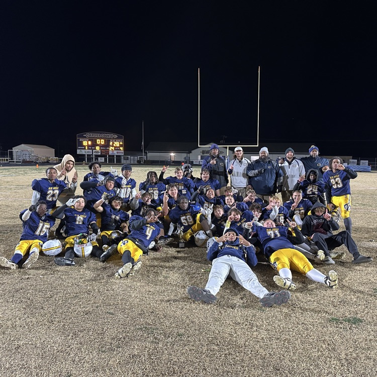 CCPSCCHS's tweet image. Congratulations to your JV Football Blue Devils - 2025 BATTLEFIELD DISTRICT CHAMPIONS!

A great game and a BIG WIN 28-18 over Courtland! #ForksUp #BDP #Champions