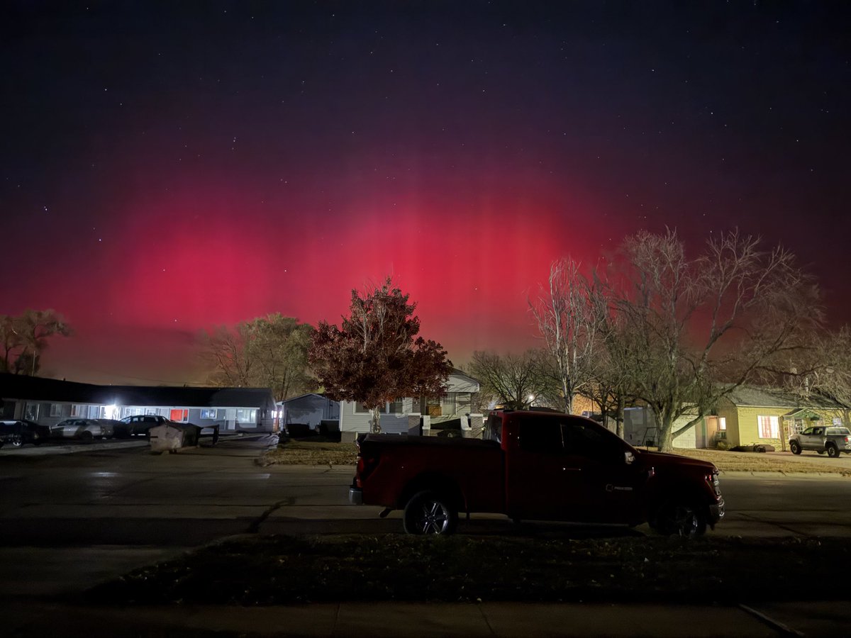 Did you catch the Northern Lights tonight?#NorthernLights <a href="/NWSNorthPlatte/">NWS North Platte</a>