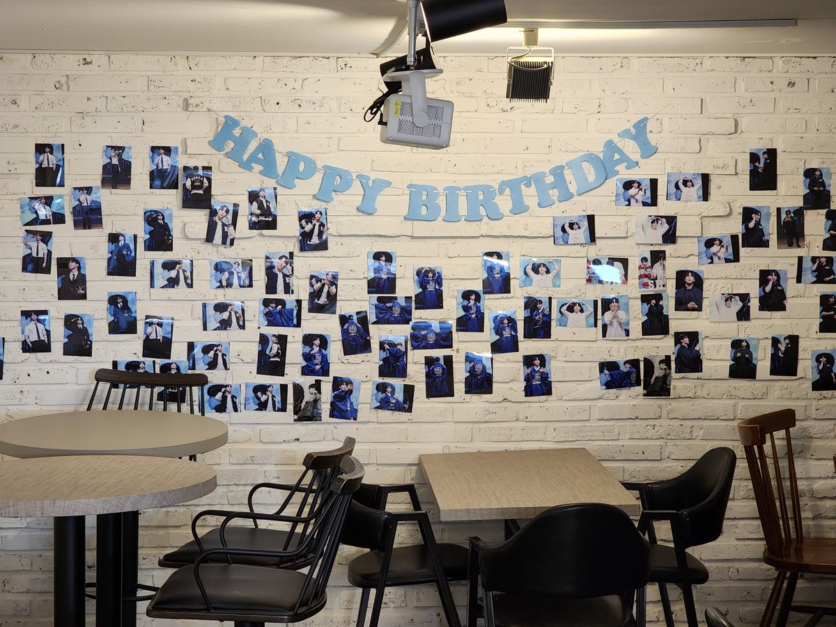 Dear_Sooho's tweet photo. ☕️ [cafe'11:12] 
수호님 생일카페 잠시후 열한시에 오픈합니다

#HBD_SOOHO_cafe1112
#수호님_생일을_축하하는_열한시_십이분 https://t.co/gjegecIuXt