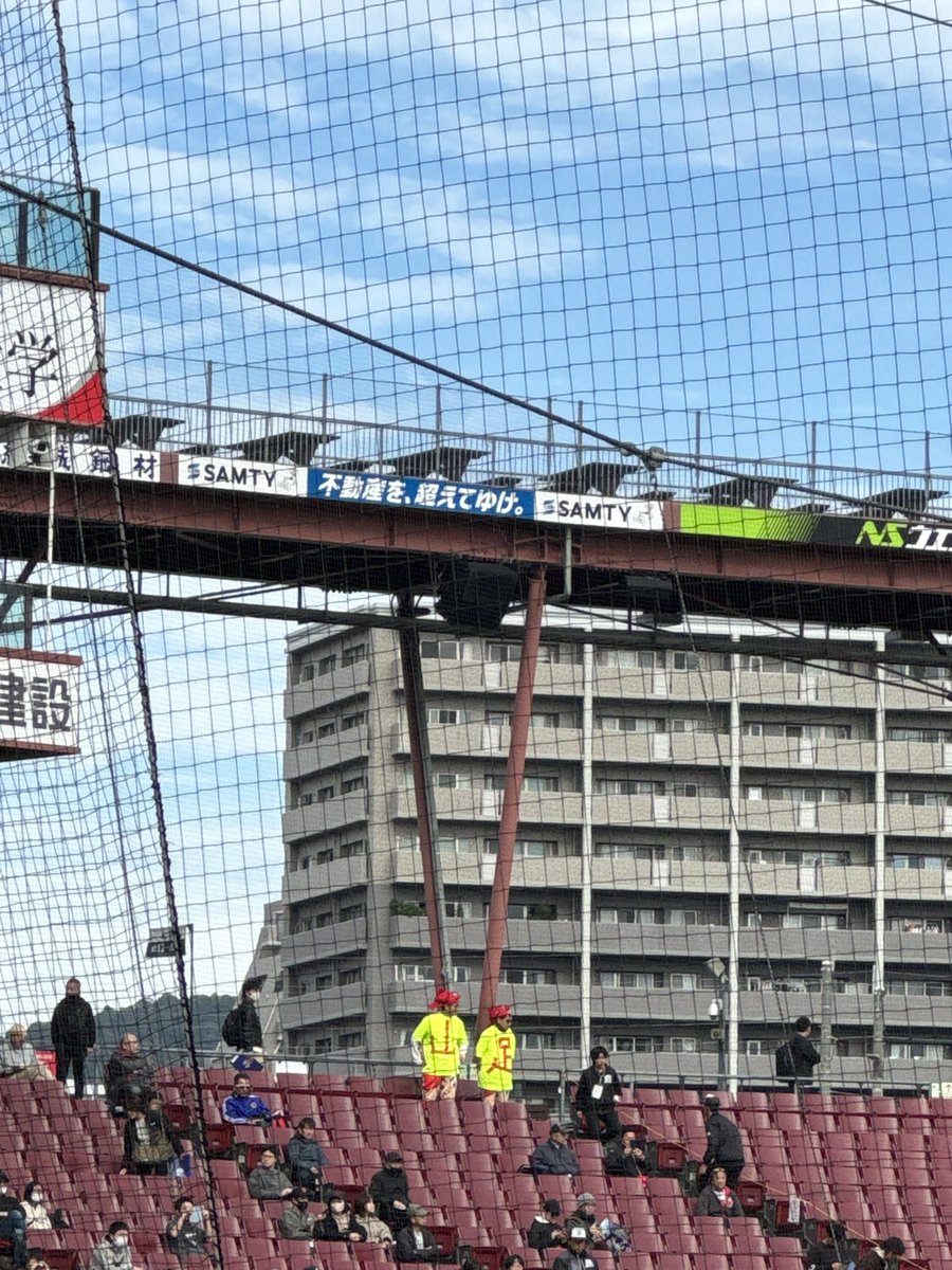 パフォにいないTシャツ隊はじめて！
#carp #カープ