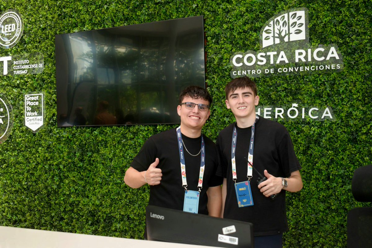 JosueBrenes_'s tweet photo. Grateful to have volunteered at @BChainJungle, an inspiring event that united innovation, sustainability, and community. 🌿

It was amazing to support the team, connect with great people, and see how tech can create real impact. 🌍

#BlockchainJungle #Web3 #CostaRica https://t.co/qs1Cz9cGQT