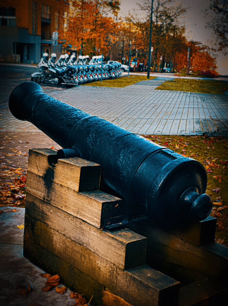 VPDTrafficUnit's tweet image. So grateful to be able to assist in multiple ways today @CityofVancouver with honouring those who served. #LestWeForget #RemembranceDay #Lives #Service