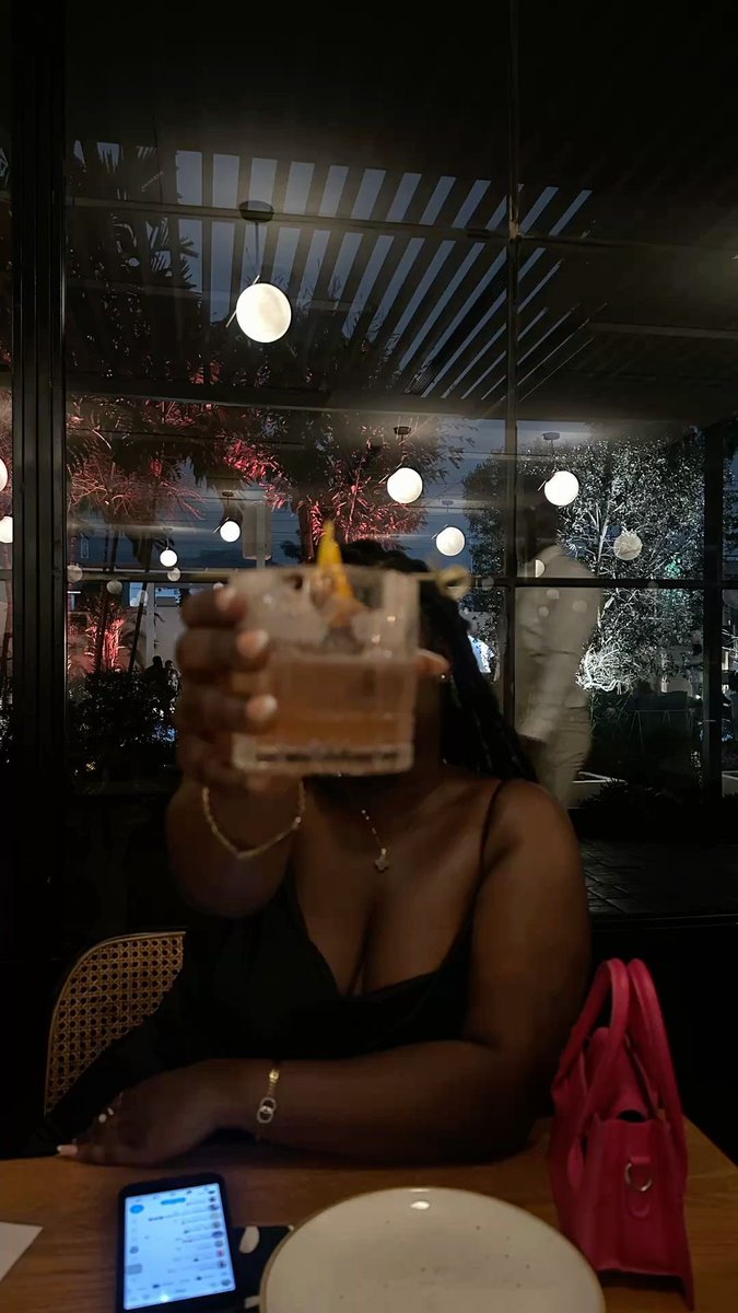 _spiriituaL's tweet image. Me: What is your coping mechanism when the world puts its weight on you without mercy? 

OD: Identify the weight and give it a name, break the weight into fragments, and question myself till I find peace with an answer.  What about you?

Me: Hide away from everything and…