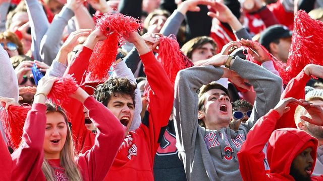 studysync's tweet image. 🏈Sports have a unique way of connecting people. Spark dialogue with this collection of new #Studysync Blasts and start the conversation about how athletic experiences build community, inspire joy, and transform spaces. studysync.com/blog/how-sport…