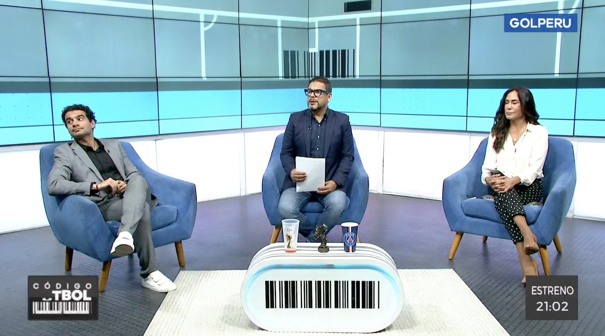 ⏰ #Ahora ¡INICIA UNA NUEVA EDICIÓN DE #CÓDIGOFÚTBOL! Maximiliano Mendaña, Jorge Kieffer y Alexandra del Solar nos traen toda la información del fútbol nacional e internacional. ¡Sintoniza ya el 14 o 714 HD de Movistar 📺!