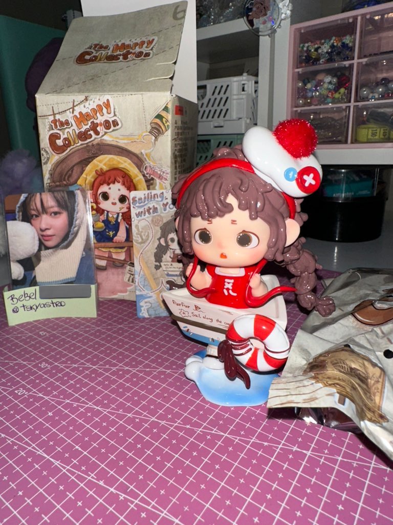 tskyastro's tweet image. VENDO VENDA Furfur The Happy Collection 

ela acabou de chegar e está em perfeito estado! acompanha a caixa original e a fotinha colecionável que vem junto, caixa tem pequenos amassados por conta do transporte.

R$160 + frete (superfrete) (tampei meu número)