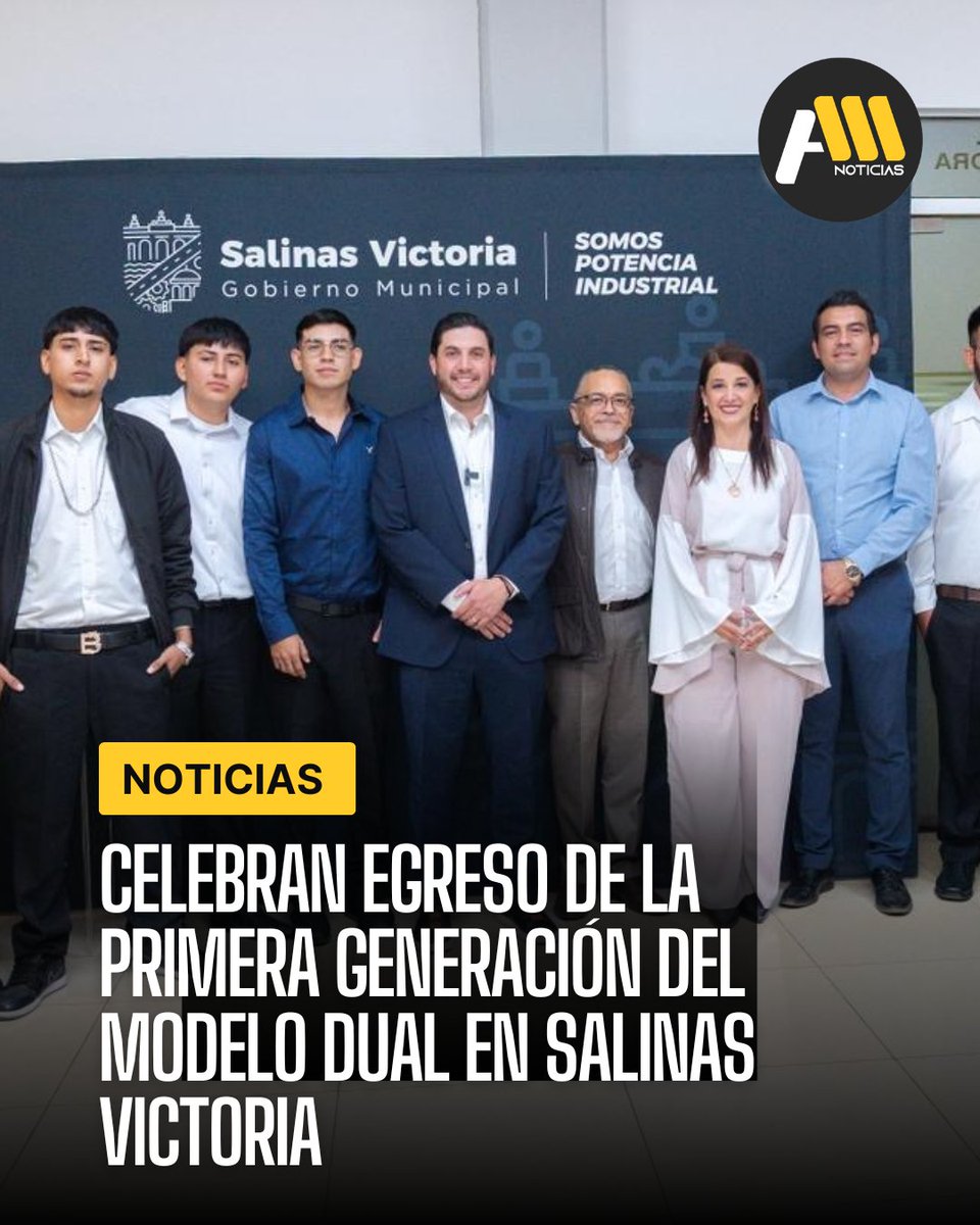 AMNoticiasMX's tweet image. El alcalde Raúl Cantú apadrinó a la primera generación del modelo dual de la Universidad Tecnológica Salinas Victoria, reconociendo su esfuerzo y el impulso a la educación técnica en el municipio.

#SalinasVictoria #Educación #ModeloDual #RaúlCantúDeLaGarza #NuevoLeón