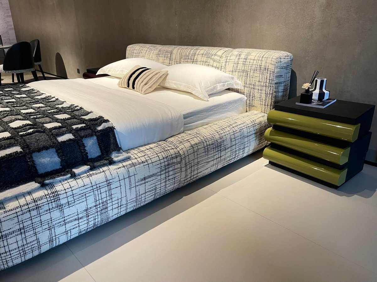 BludotsSolution's tweet photo. Our furniture won't have you speaking in tongues while you assemble it. We believe in instructions you can actually understand.

#InteriorDesign #Furniture #design #AKA #djzinhle #AdHocCommittee https://t.co/NdpyP8H353