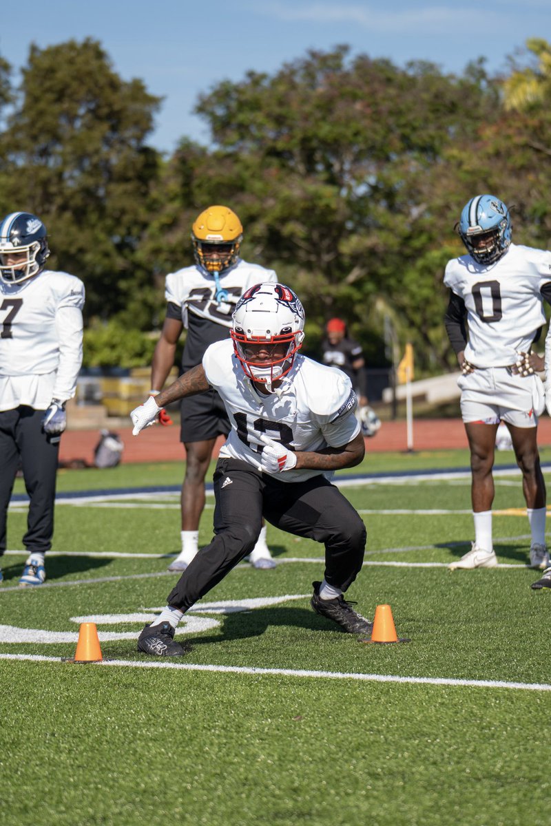 TheProShowcase's tweet image. Day 2: Work

📸: @ShotByCuh