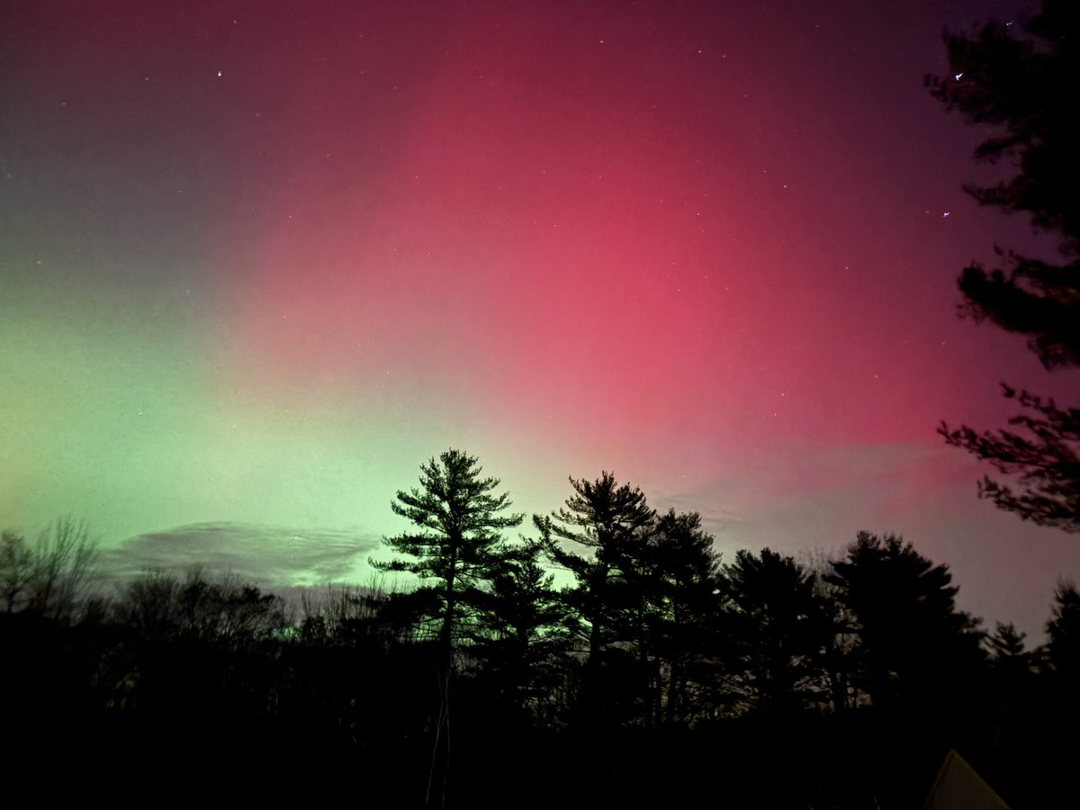 Wow!! Northern Lights visible right now in southern New Hampshire. Thanks to my brother Connor for texting me.

Clouds are breaking in parts of New Hampshire and southwestern Maine. Give it a try! It will be tougher to clear through all of Maine.