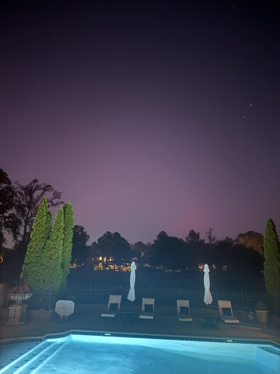 AntoninExplainer tweet media