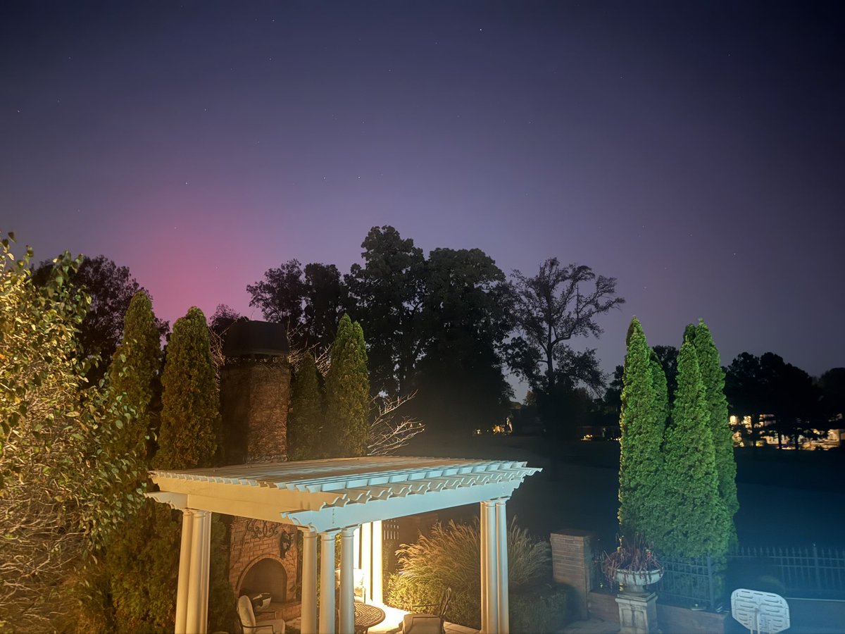 AntoninExplainer tweet media