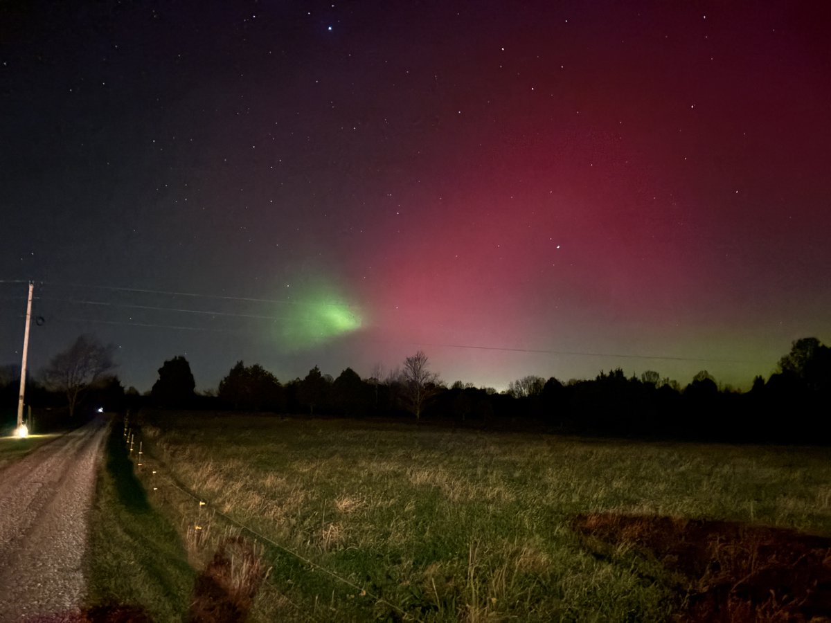 Jordon2840's tweet photo. @apasztor82 There amazing here to in West Ky ! https://t.co/5FsWI1Txye