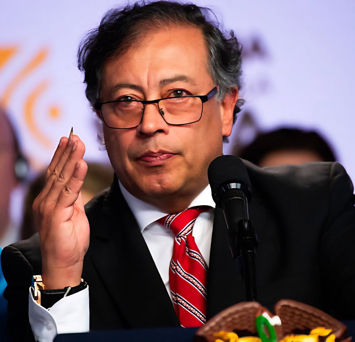 TaraBull tweet media