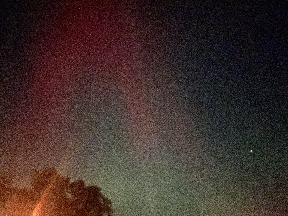 umElliee's tweet image. so prettyyy