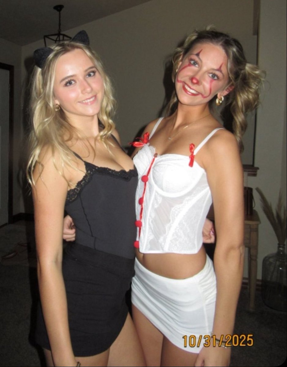 VSCOGOONSTER's tweet photo. Halloween is the ultimate pervert Holliday 😈🤡😈 https://t.co/1178cuIdxq
