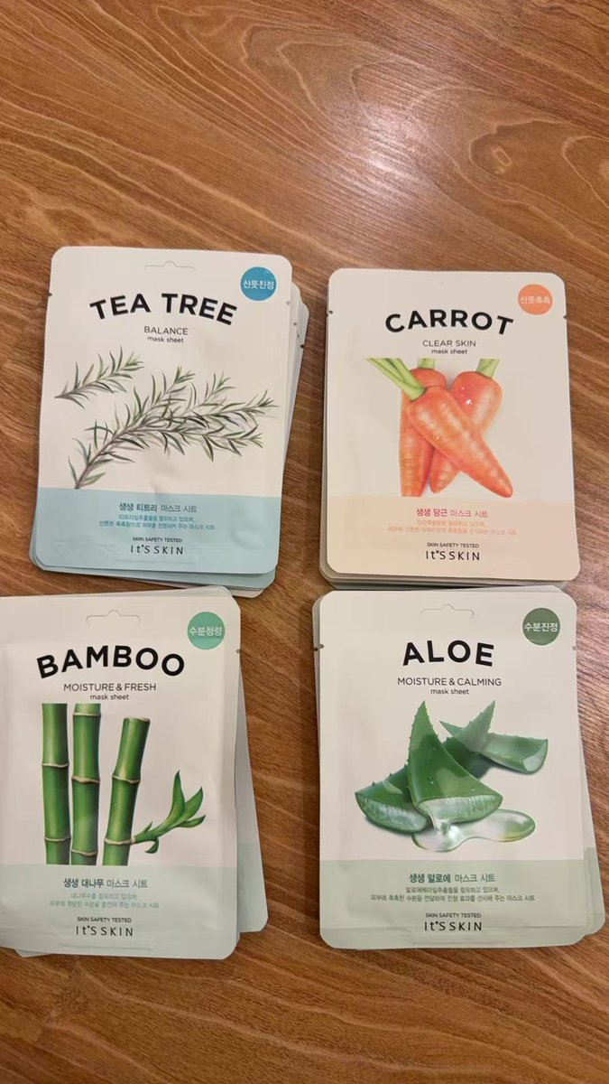 Gary16650's tweet image. เปิดแผง The Fresh Mask Sheet ของ Its Skin ค่ะ 
จากปกติ 20 แผ่นราคา 1380 บาท ลดเหลือเพียง 450 บาทเท่านั้น 
มี 4 sets ให้เลือกได้ตามชอบได้เลยค่ะ สนใจ DM ได้เลยนะคะ

#ITSSKINxPondNaravit
#ITSSKIN #TheFreshMaskSheet
#ตลาดนัดgmmtv #ตลาดนัดgmm 
#ตลาดนัดปอนด์ภูวิน #ส่งต่อมาส์กหน้า