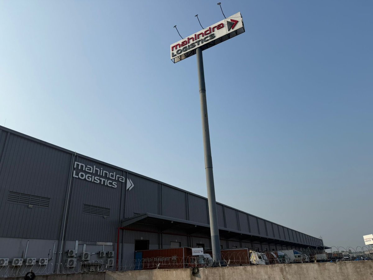 bengalwithrohit's tweet image. Mahindra Logistics leased 4.75 Lakh sqft of space at Ranihati near #Kolkata 

This deal is a built-to-suit facility successful advised by JLL India and the deal amounts to Rs 135 Cr Rent for 9.9 years Lease. 

#kolkata #howrah #kolkatagrowing #mahindralogistics #mahindra…
