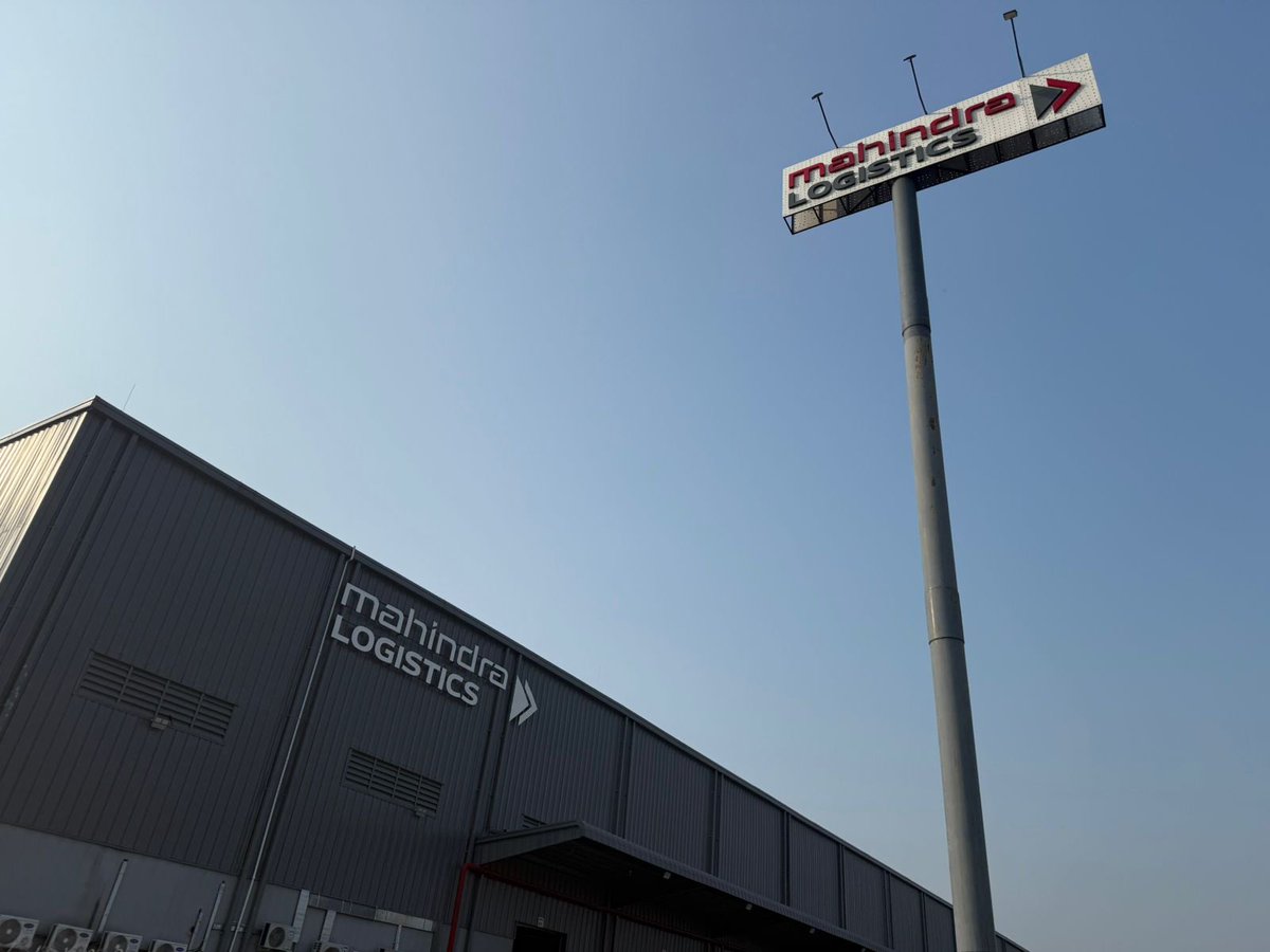 bengalwithrohit's tweet image. Mahindra Logistics leased 4.75 Lakh sqft of space at Ranihati near #Kolkata 

This deal is a built-to-suit facility successful advised by JLL India and the deal amounts to Rs 135 Cr Rent for 9.9 years Lease. 

#kolkata #howrah #kolkatagrowing #mahindralogistics #mahindra…