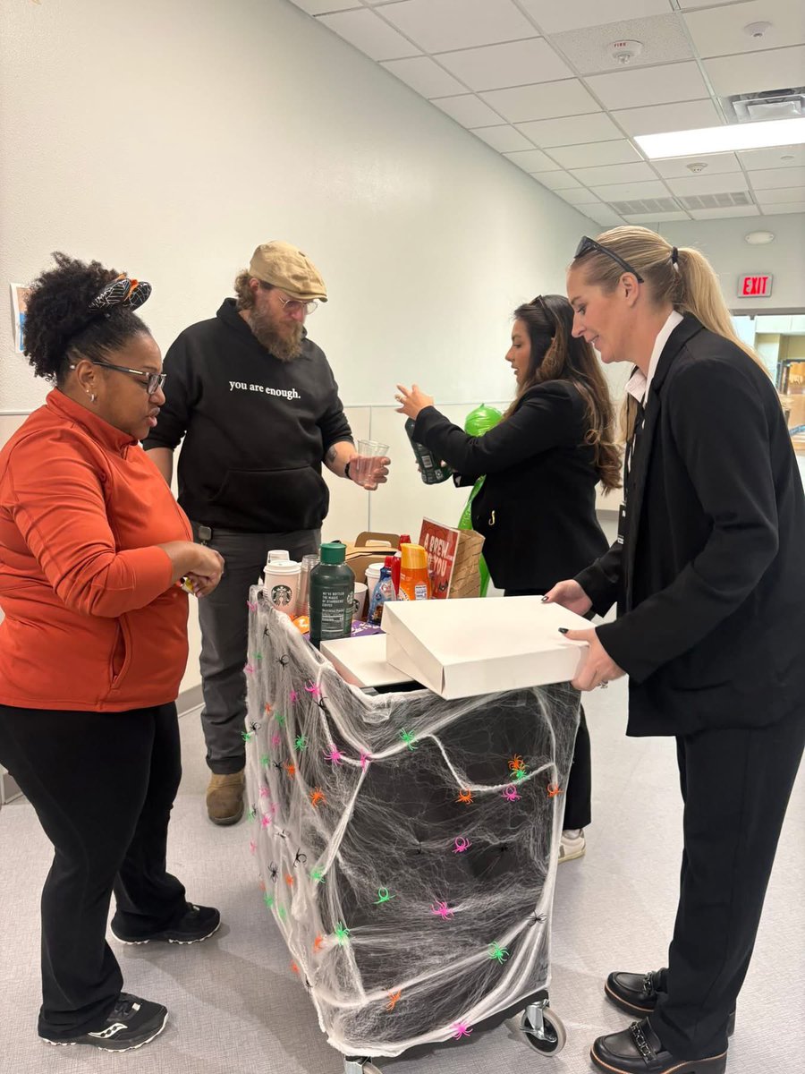 Marcella Englishmen M.Ed. tweet media