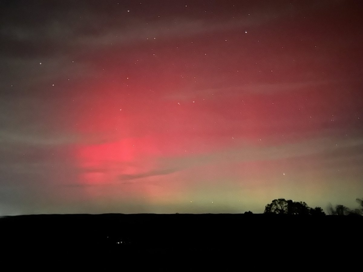DustinDoherty1's tweet image. Northern lights are making a showing in Oklahoma tonight
