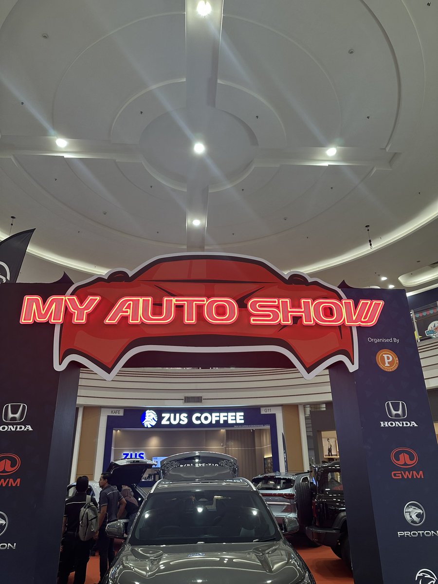 azharsarip's tweet photo. Assalamualaikum dan pagi semua, AS ada dkt roadshow Aeon Rawang, yang mana nak tanya pasal kereta Honda roger jer, kalau nak datang jom lah https://t.co/bYK65o8i0S