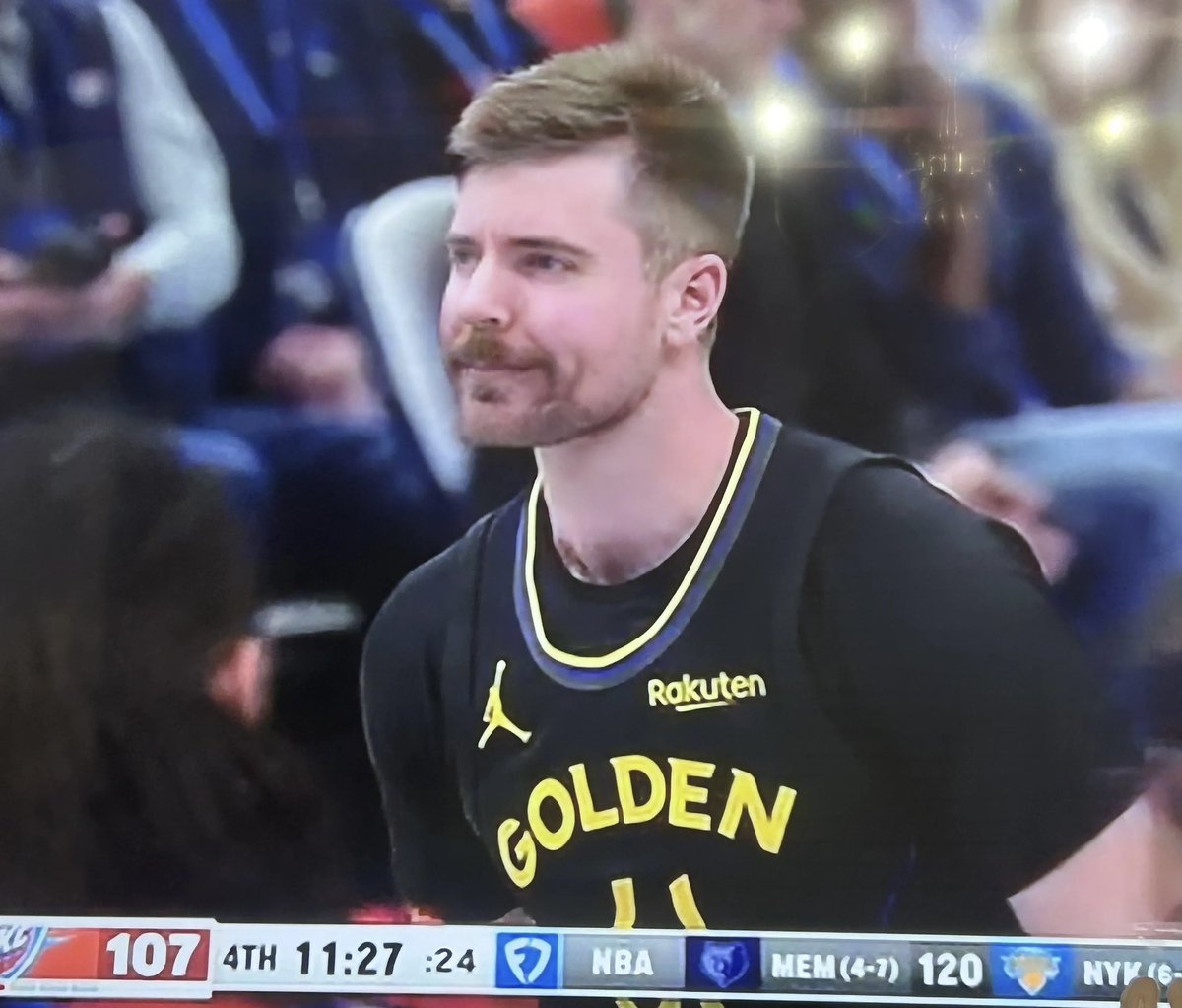 When did the warriors signed Mr. Beast?? 💀