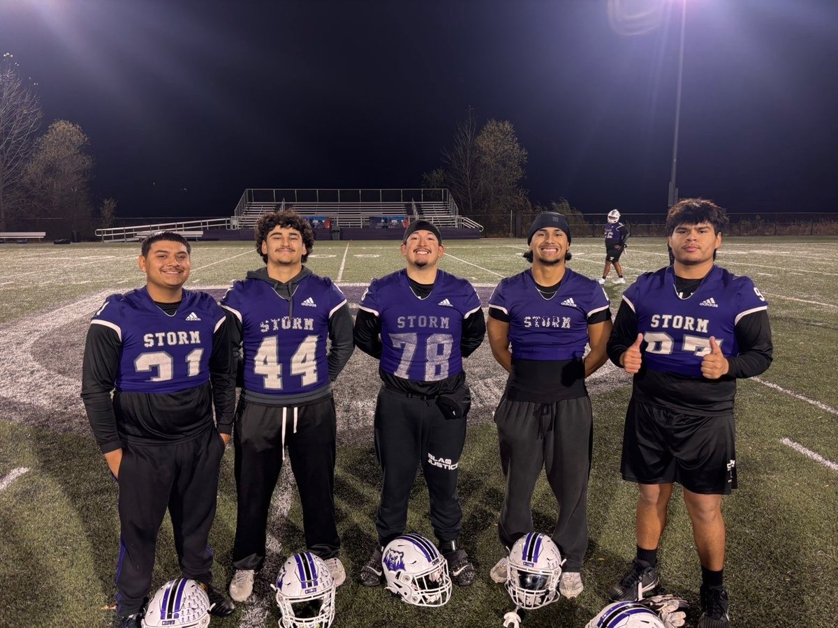 ChrisCardona01's tweet photo. @WarrenNisd The Crown College Polars will be playing for the UMAC championship 11/15/25. Pictured are 5 former Warriors on the verge of becoming NCAA Champions. 
C/O23 K- Chris Cardona
C/O24 LS- Dylan Carrasco 
C/O22 OL- Luke Del Valle
C/O25 WR- Donny Munoz
C/O25 TE-Moses Prado https://t.co/xKCtH699WU