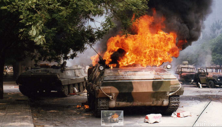 Zhou (@aniraincoat) on Twitter photo 