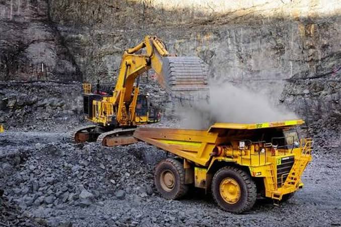 profesor_saham's tweet image. IPO JUMBO AKHIR TAHUN

NEO ENERGY bergerak dalam industri nikel terintegrasi dari hulu sampai hilirnya (tambang-baterai mobil listrik)

Emiten ini lagi persiapan pre-deal IPO 

Gotion High Tech Raksasa produsen baterai ev ini siap jadi standby Buyyer