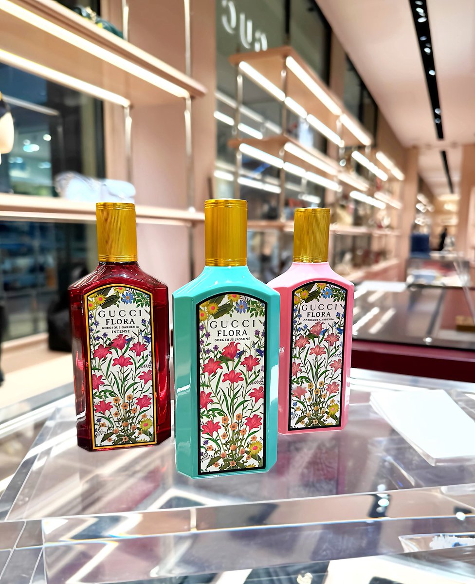 ふらっと寄ったら私のお気に入りがディスプレイしてあった♡
🪷真ん中のジャスミン🪷
左は新作らしく「右のGARDENIAより甘さ控えめなんです」と...
うーん、私にとっては甘すぎた😂
やっぱり一生ジャスミンを愛します💗
#gucci