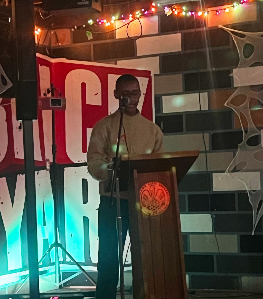 LSUCWprogram's tweet image. Well... that&apos;s a wrap on Fall 2025 Underpass! 🎬 

Last night MFA third-years Kyler Carter, Xavier Hawkins, and Brett Hymel Jr. closed out the final Underpass of the semester. Suffice to say they kept us warm with their brilliant stories, essays, and poems 🕯️