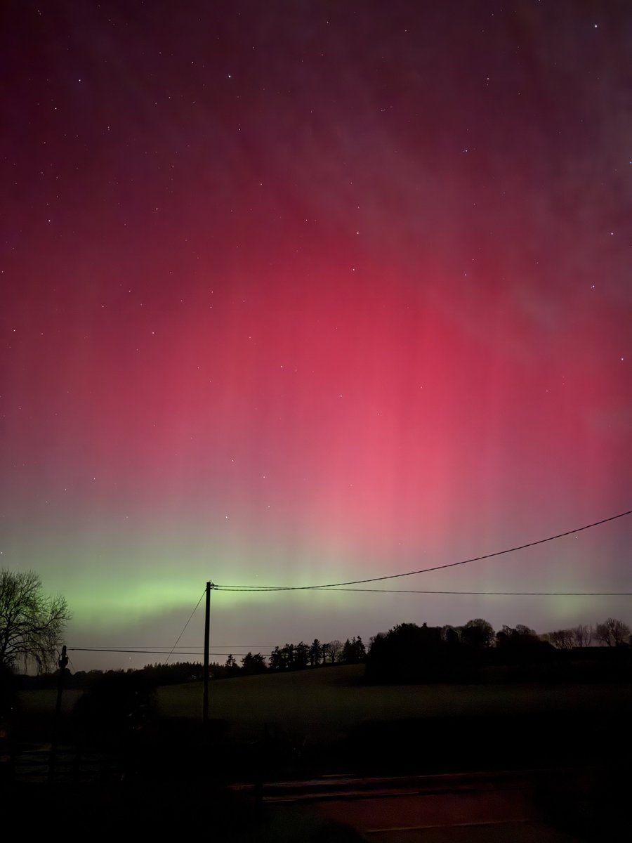 Just keeps going and these are just holding phone in long exposure mode of 3 seconds. Amazing display of Northern Lights captured in Carlow.
