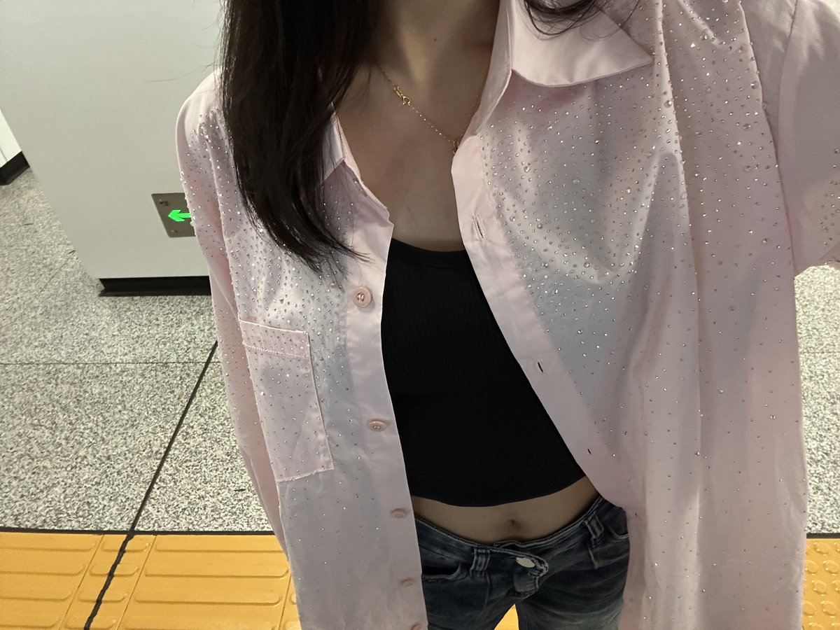 kunkunouo's tweet photo. 非常好穿的衬衫 https://t.co/Z1y9gN0hcA