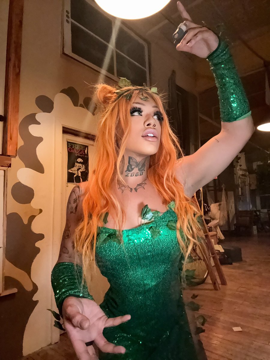 Take me to the garden of eden 🍎 #trans onlyfans.com/ts.sashalee