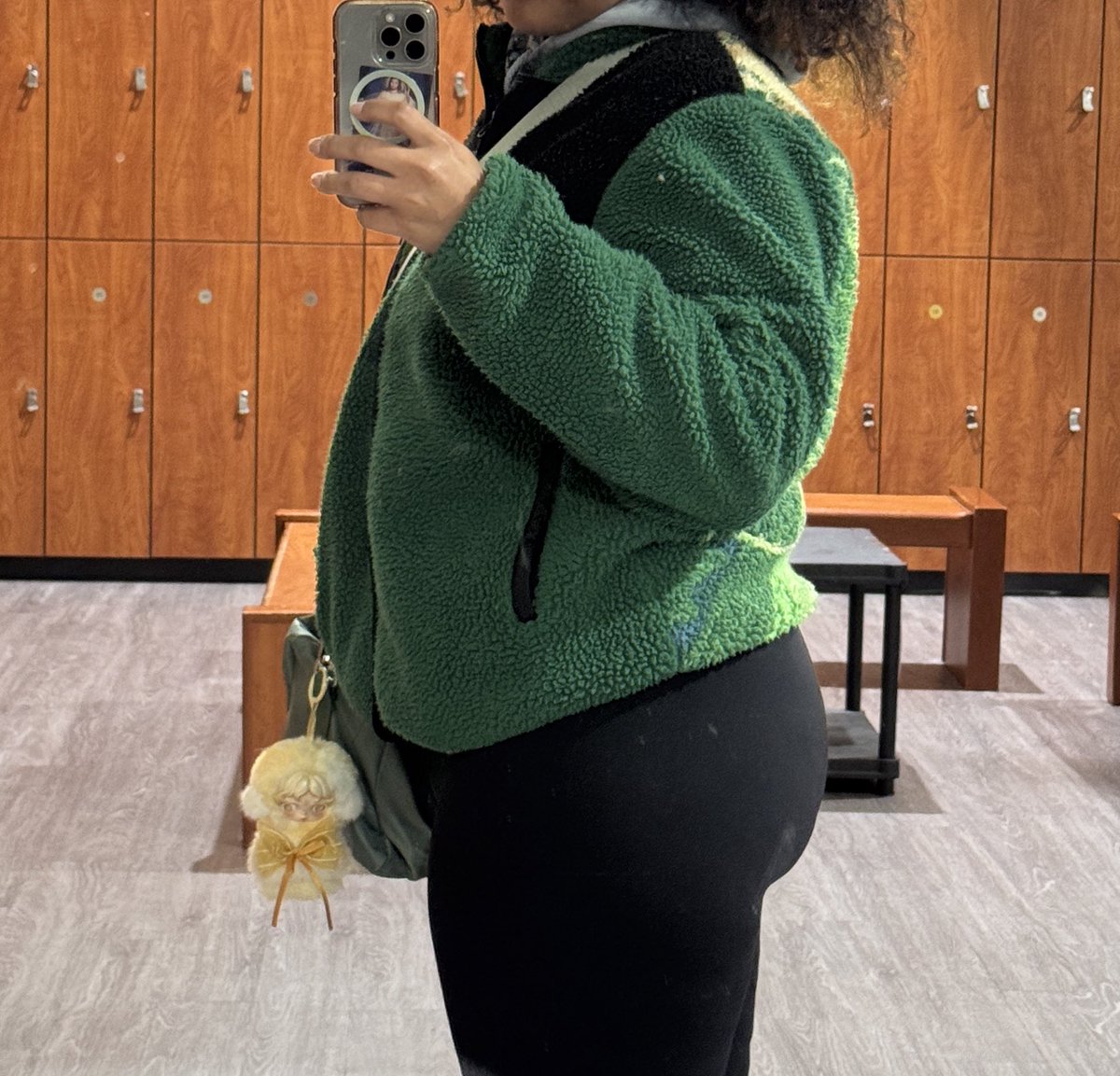 I caved and got a skullpanda blind box. Say hello to Dawn