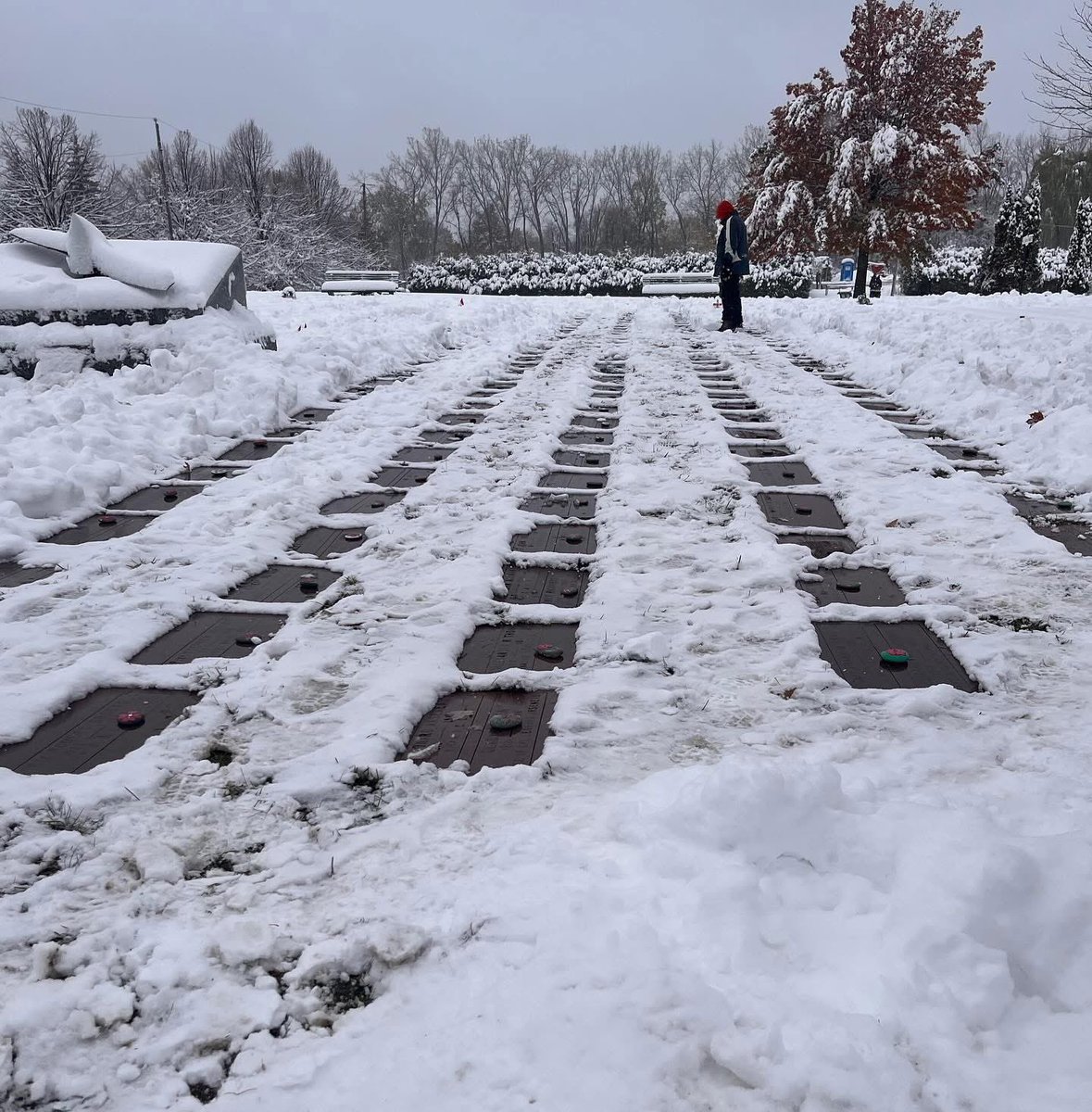 En ce jour de Souvenir, marquant le jour de l’Armistice qui mit fin à la Première Guerre mondiale, nous rendons hommage au courage et sacrifice de ceux et celles qui ont servi et qui continuent de servir notre pays. Nous nous souviendrons d'eux.