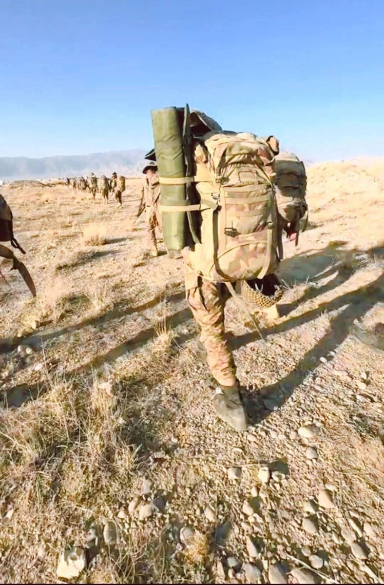 آپ صلی اللہ علیہ والہ وسلم کا فرمان مبارک ہے دشمن سے ملی ہوئی سرحدوں پر ایک دن اور رات پہرہ دینا ایک ماہ کے روزوں اور اور قیام اللیل سے بہتر ہے.
صحیح مسلم
⚔️🇵🇰⚔️