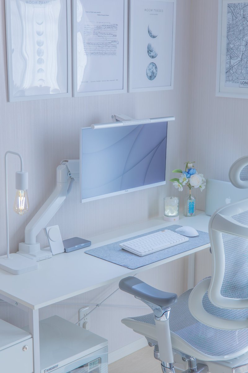 XxCode_BlackxX's tweet image. Khadas Mind 2 × シンプルデスク
ミニPCで見た目も良く、着脱式モジュールをセットすればスペックアップも可能🖥️✨
白デスクをコンパクトにセット出来ているのはこれのおかげです😊
#Khadas #minipc #ワークスタイル