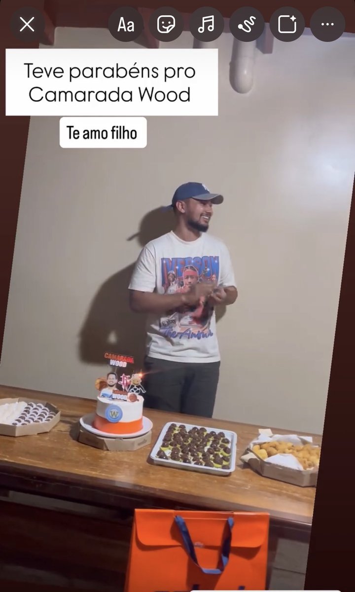 Camarada Wood tweet media