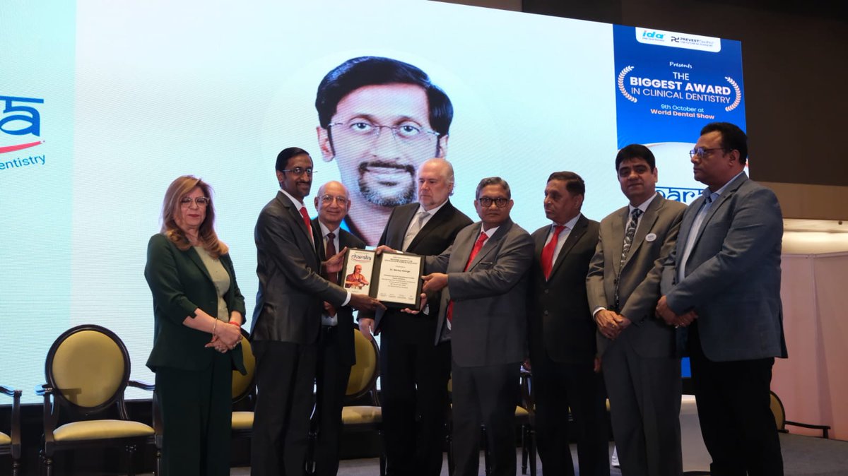 PhdSaveetha's tweet image. Huge congrats to our proud alumnus, Dr. Benley George, currently VP at Pushpagiri College Of Dental Sciences, Tiruvalla, Kerala, on winning the National Charaka Award 2025 for Excellence in Public Health Dentistry from the IDA! 🦷Presented  in Mumbai on Nov 8.

#CharakaAward