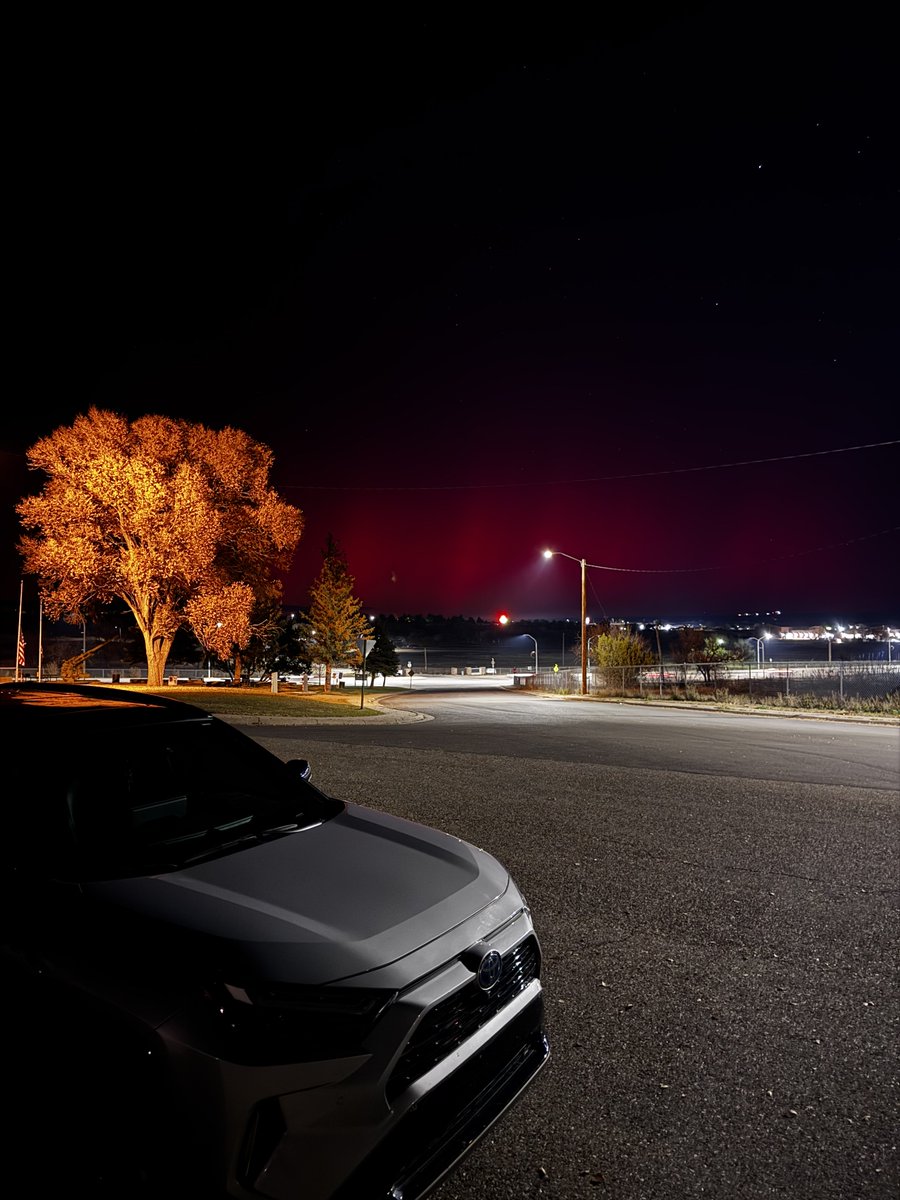 RolandBerged's tweet photo. #northernlights #likethatornot https://t.co/wAcKvKqLSm
