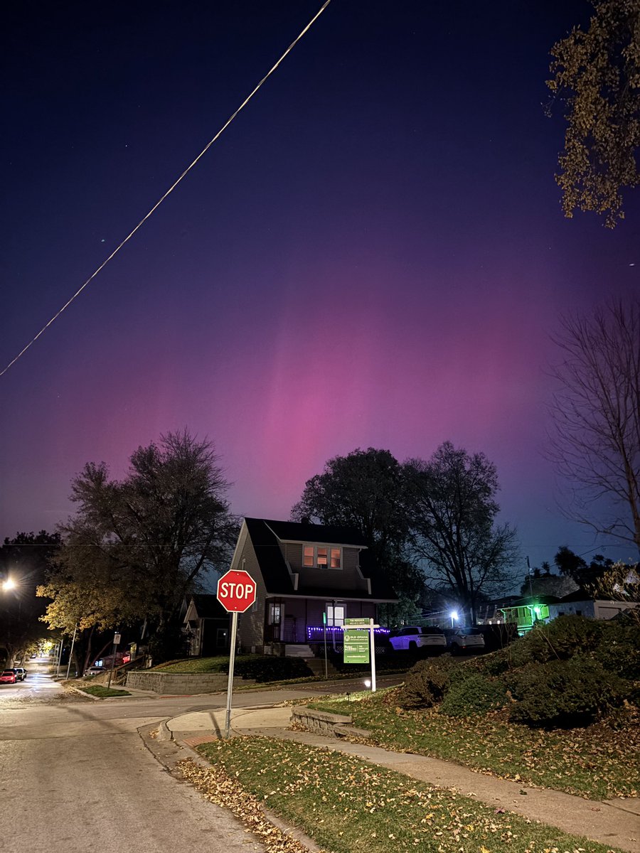 Christine D tweet media